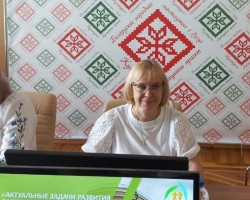 Главный редактор журнала «Выхаванне і дадатковая адукацыя» Наталья КАТОВИЧ выступила на заседании Республиканской научно-методической секции руководителей методических служб учреждений дополнительного образования детей и молодежи Главный редактор журнала «Выхаванне і дадатковая адукацыя» Наталья КАТОВИЧ выступила на заседании Республиканской научно-методической секции руководителей методических служб учреждений дополнительного образования детей и молодежи